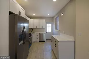 1926 S Lambert St, Philadelphia, PA 19145 - Photo 9