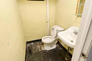 2325 Oakmont St, Philadelphia, PA 19152 - Photo 23