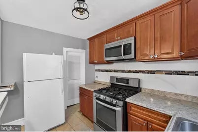 403 W Annsbury Street, Philadelphia, PA 19140 - Photo 15