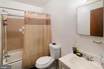 2407 N Marshall Street, Philadelphia, PA 19133 - Photo 15