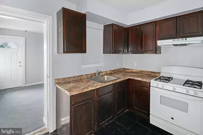 2407 N Marshall Street, Philadelphia, PA 19133 - Photo 5