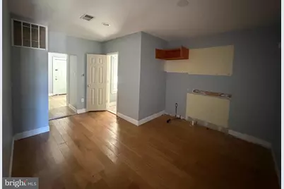 2213 N 11th Street, Philadelphia, PA 19133 - Photo 7
