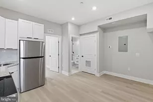 856 N 19th St, Philadelphia, PA 19130 - Photo 5