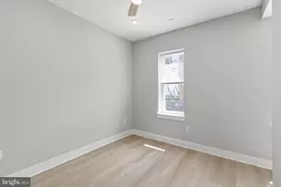856 N 19th St, Philadelphia, PA 19130 - Photo 7