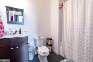 427 Monroe St, Philadelphia, PA 19146 - Photo 7