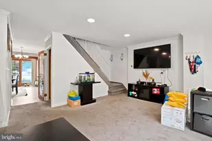 3435 Vinton Rd, Philadelphia, PA 19154 - Photo 3