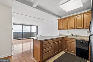 224 W Rittenhouse Square, Philadelphia, PA 19103 - Photo 19