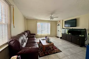 1941 S 30th St, Philadelphia, PA 19145 - Photo 3