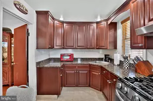 2004 Vista St, Philadelphia, PA 19152 - Photo 23