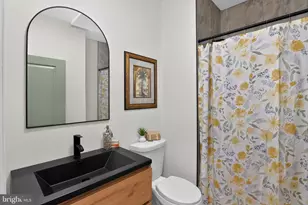 5741 Hunter St, Philadelphia, PA 19131 - Photo 15