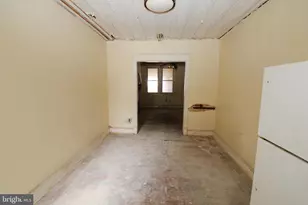 406 W Grange Ave, Philadelphia, PA 19120 - Photo 9