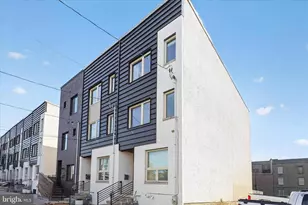 1943 E Cumberland St, Philadelphia, PA 19125 - Photo 3