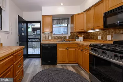 2521 S 17th Street, Philadelphia, PA 19145 - Photo 11