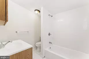 1310 S Bancroft St, Philadelphia, PA 19146 - Photo 19
