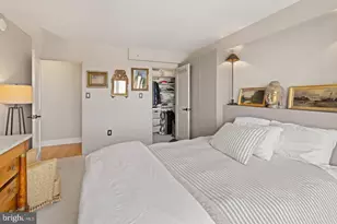 2001 Hamilton St, Philadelphia, PA 19130 - Photo 19