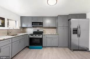 1212 W Luzerne St, Philadelphia, PA 19140 - Photo 9