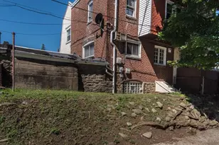 7817 Cedarbrook Ave, Philadelphia, PA 19150 - Photo 37
