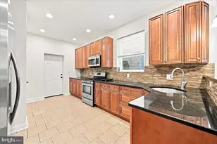 1027 S 50th St, Philadelphia, PA 19143 - Photo 11