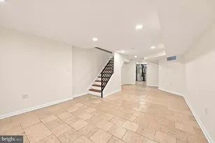 1027 S 50th St, Philadelphia, PA 19143 - Photo 23