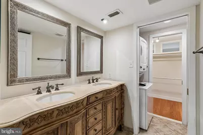 25 Saint James Ct #41, Philadelphia, PA 19106 - Photo 37