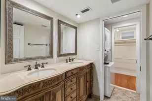 25 St James Ct, Philadelphia, PA 19106 - Photo 37