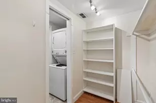 25 St James Ct, Philadelphia, PA 19106 - Photo 39