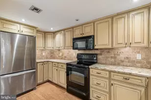 25 St James Ct, Philadelphia, PA 19106 - Photo 25