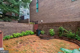 25 St James Ct, Philadelphia, PA 19106 - Photo 9