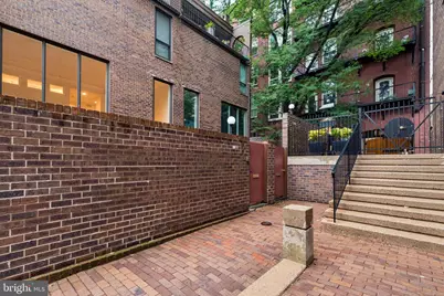 25 Saint James Ct #41, Philadelphia, PA 19106 - Photo 5