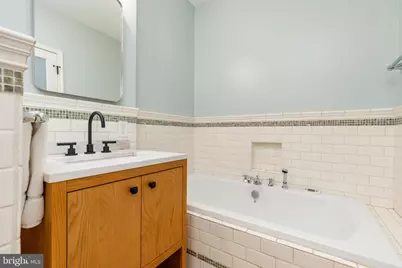 2032 Cherry Street, Philadelphia, PA 19103 - Photo 25