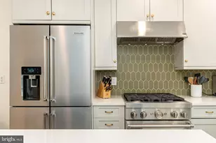 2032 Cherry St, Philadelphia, PA 19103 - Photo 13