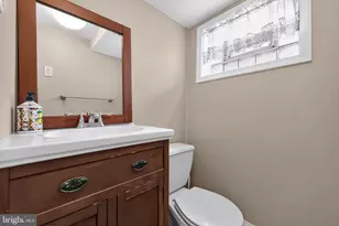 8926 Revere St, Philadelphia, PA 19152 - Photo 11