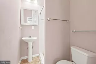 4427 Sansom St, Philadelphia, PA 19104 - Photo 15