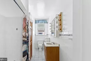 2329 Rhawn St, Philadelphia, PA 19152 - Photo 19