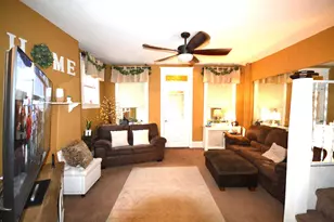 5923 Erdrick St, Philadelphia, PA 19135 - Photo 5