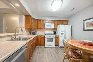 72105 Delaire Landing Rd, Philadelphia, PA 19114 - Photo 11