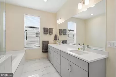 3115 Parkview Walk, Philadelphia, PA 19125 - Photo 13