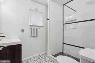 2046 Sigel St, Philadelphia, PA 19145 - Photo 29