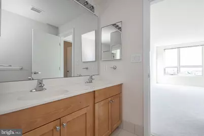 717 S Chris Columbus Boulevard #1509, Philadelphia, PA 19147 - Photo 21
