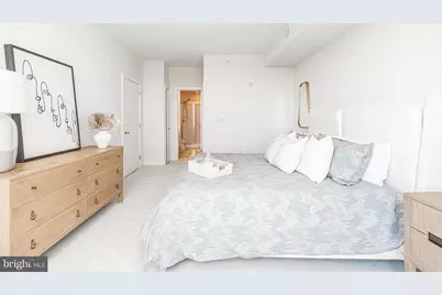 717 S Chris Columbus Boulevard #804, Philadelphia, PA 19147 - Photo 27