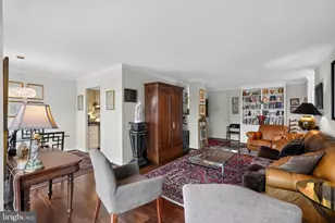 1326 Spruce St, Philadelphia, PA 19107 - Photo 7