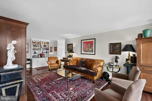 1326 Spruce St, Philadelphia, PA 19107 - Photo 5