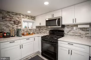 1128 O'Neil St, Philadelphia, PA 19123 - Photo 13