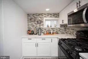 1128 O'Neil St, Philadelphia, PA 19123 - Photo 13