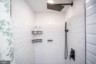 1128 O'Neil St, Philadelphia, PA 19123 - Photo 25