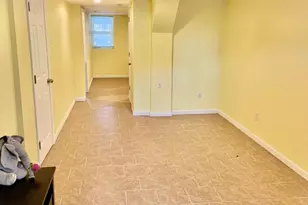 825 Hoffman Pl, Philadelphia, PA 19123 - Photo 5