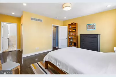 1634 S 16th Street, Philadelphia, PA 19145 - Photo 17