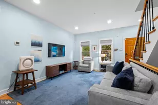 2136 Carpenter St, Philadelphia, PA 19146 - Photo 5