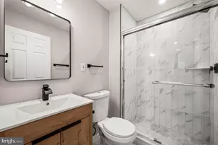 437 W Girard Ave, Philadelphia, PA 19123 - Photo 17