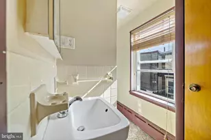 1304 Jackson St, Philadelphia, PA 19148 - Photo 7